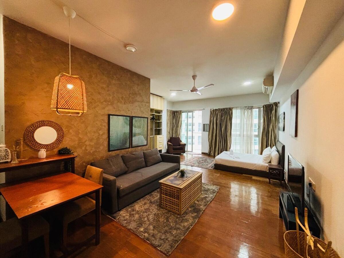 Regalia Upper View By Willow Homes كوالالمبور الغرفة الصورة